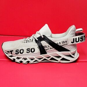 Just So So Wolf Gray Blade Fashion Sneakers size EU 40 / Men's 7 / Women's 9